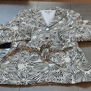 NYP Suits Elegant White Blazer